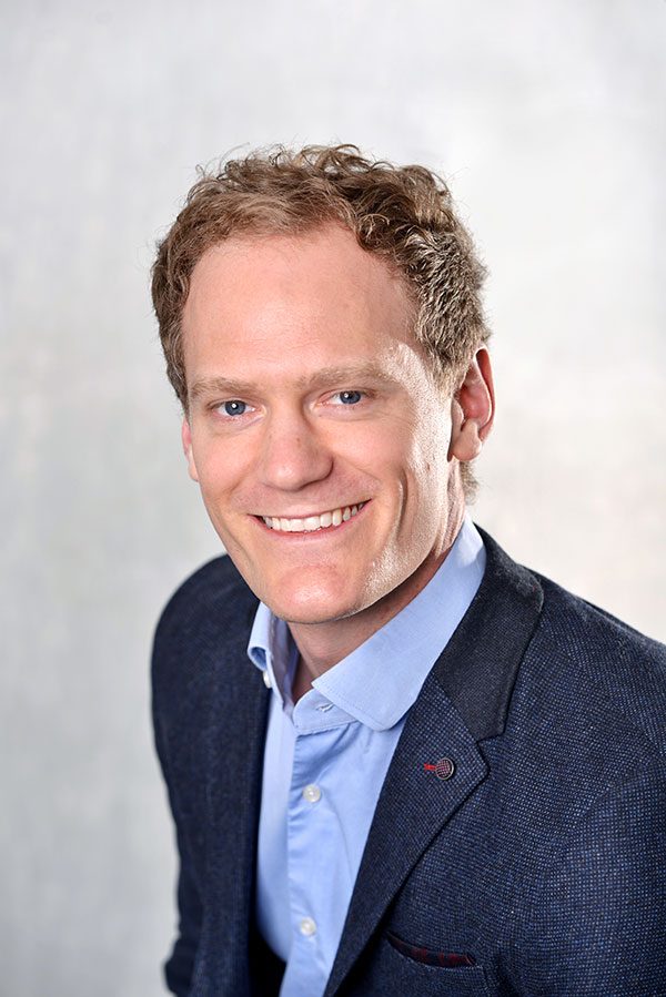 Richard Gliddon, DC, chiropractor and author of Unlocked